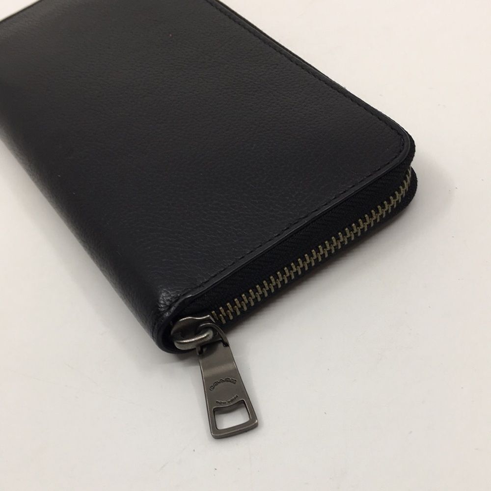Coach Baseball Stitch Accordion Zip Wallet Black Smooth Calf Leather Unisex - Picture 8 of 16